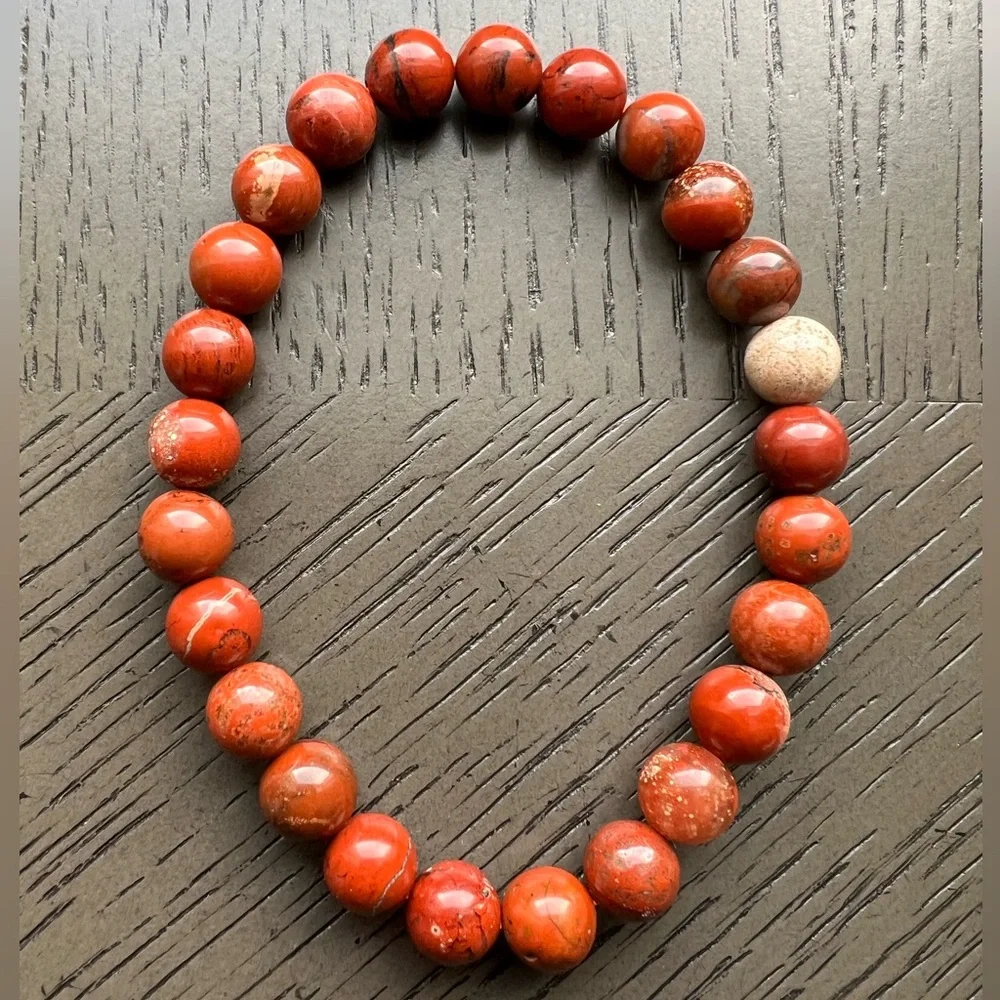 Red jasper bracelet 8mm SIZE 6.5-7’ ( ONE )